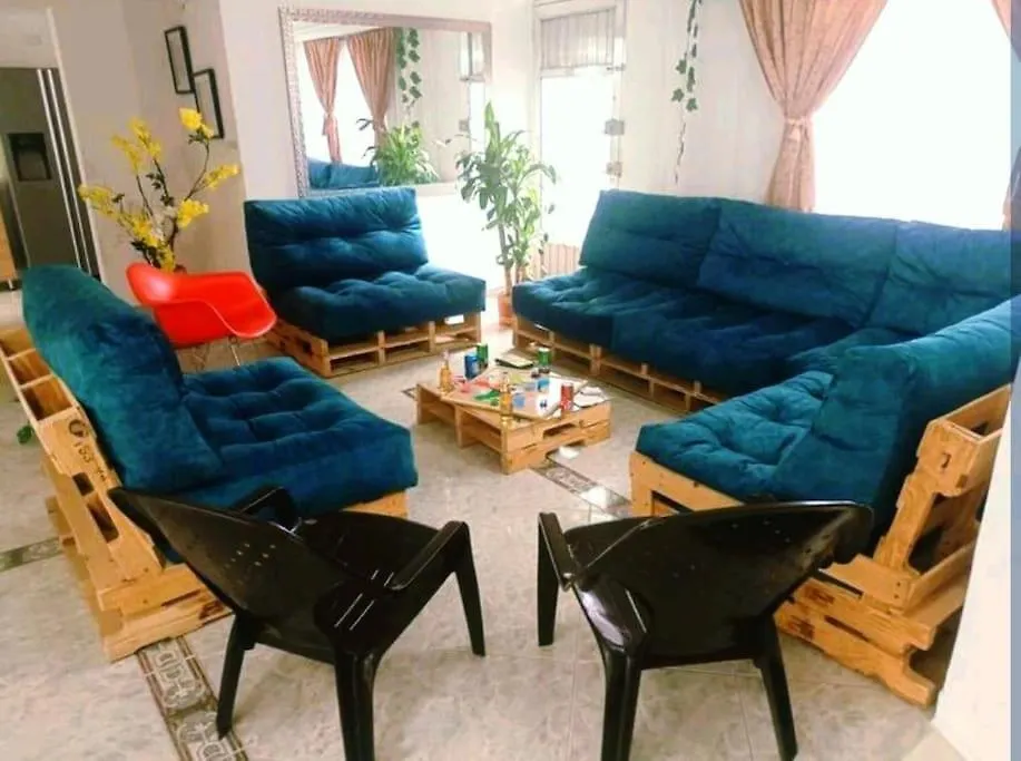 Excepcional Casa Privada Para Familias Y Grupos - Excelente Ubicacion Medellin Colombia