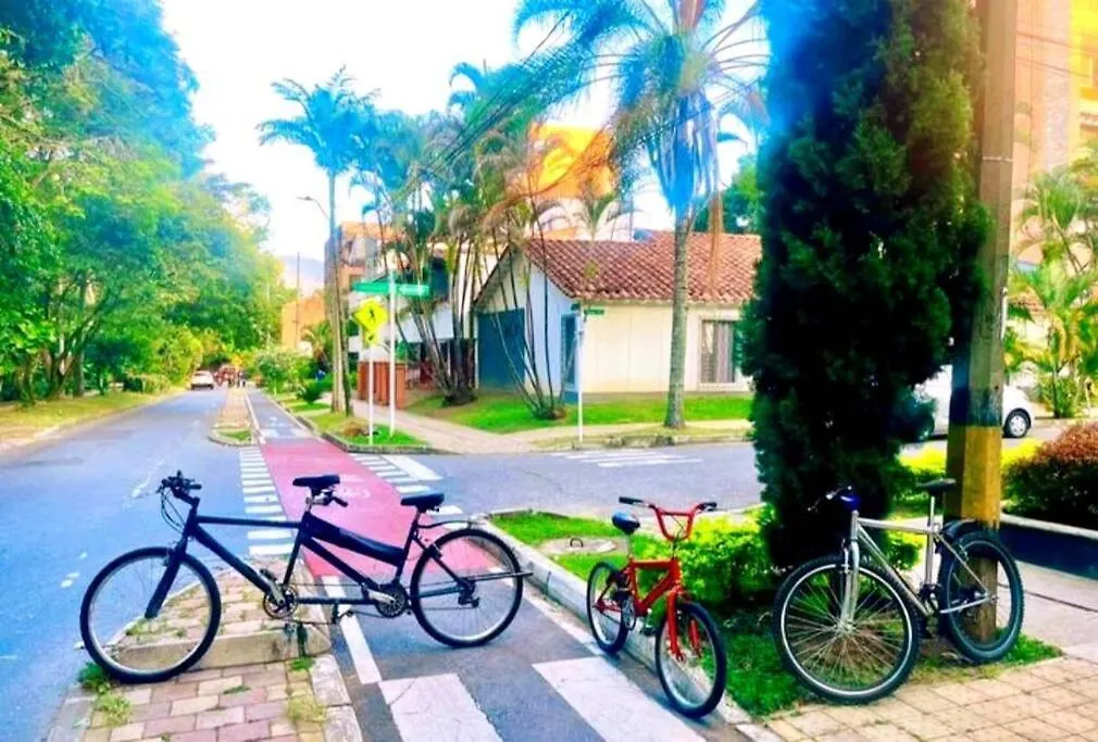 Excepcional Casa Privada Para Familias Y Grupos - Excelente Ubicacion Medellin Holiday home