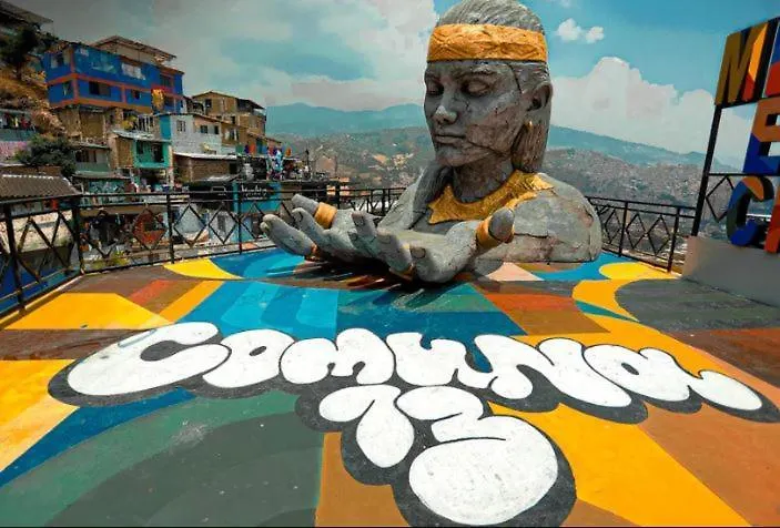 Excepcional Casa Privada Para Familias Y Grupos - Excelente Ubicacion Medellin